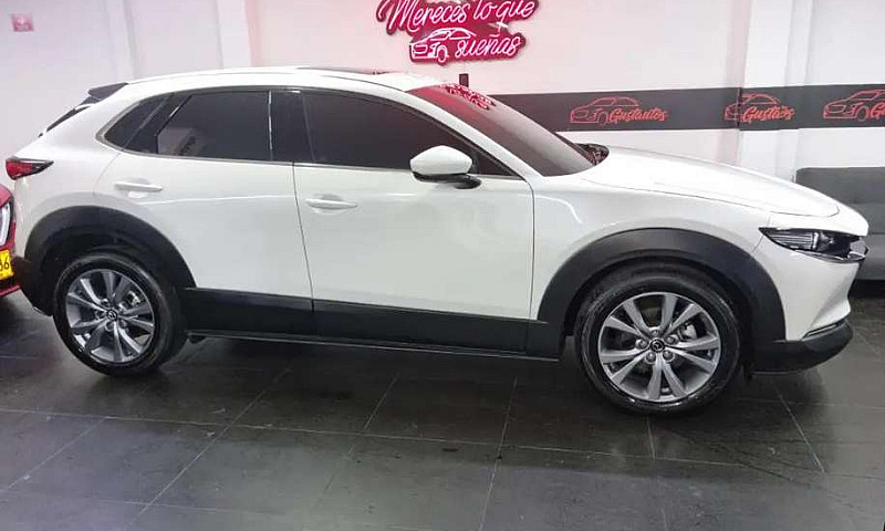 Vencambio Mazda Cx30...