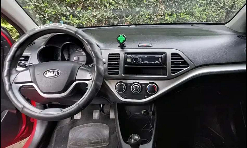 Vendo Kia Picanto 20...