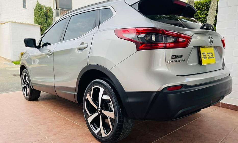 Nissan Qashqai Exclu...