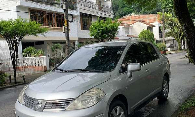 Nissan Tiida Automat...