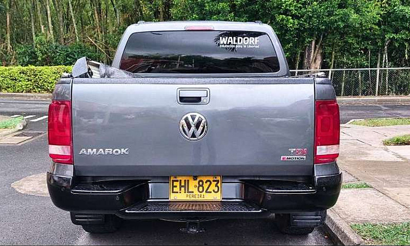 Volkswagen Amarok Co...