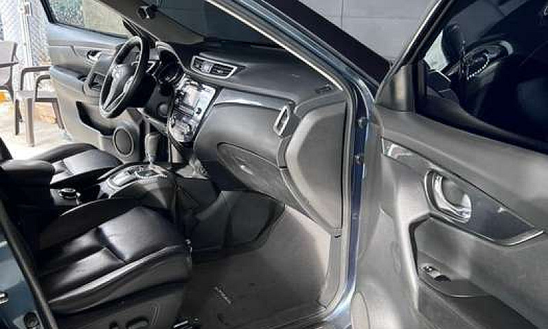 Nissan Xtrail Exclus...