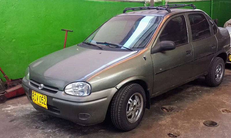 Chevrolet Corsa 1.3...