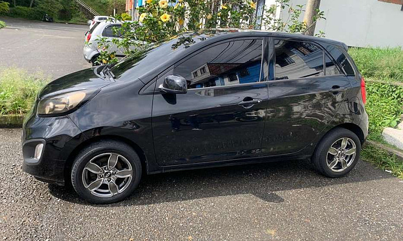 Vendo Kia Picanto Mo...