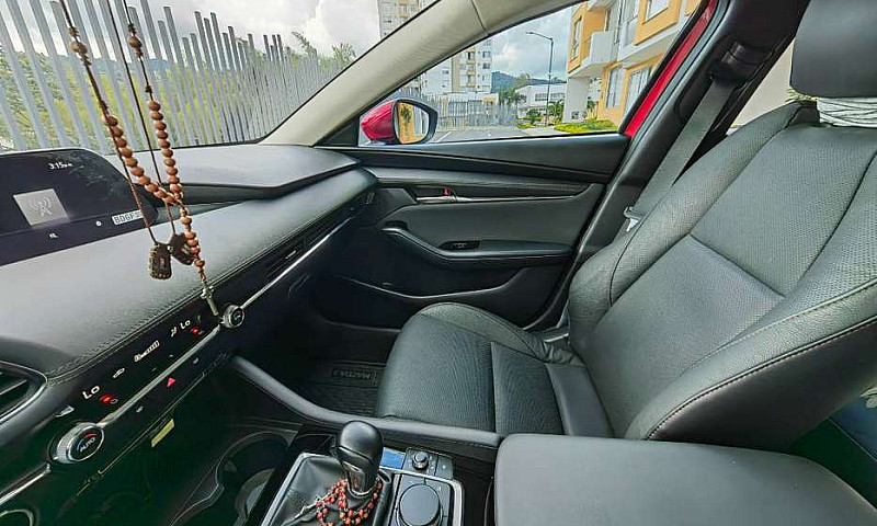 Mazda 3 Touring At C...