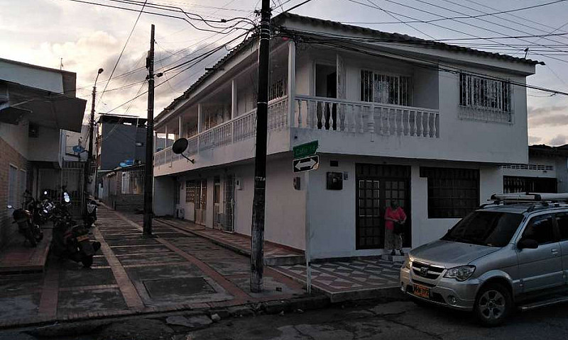 Casa Con Renta Villa...