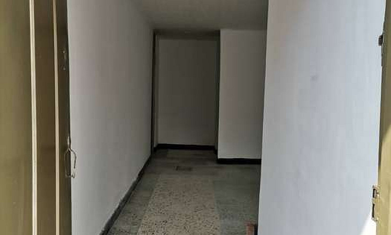 Arriendo Casa Primer...