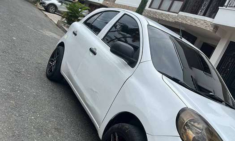 Espectacular Nissan ...