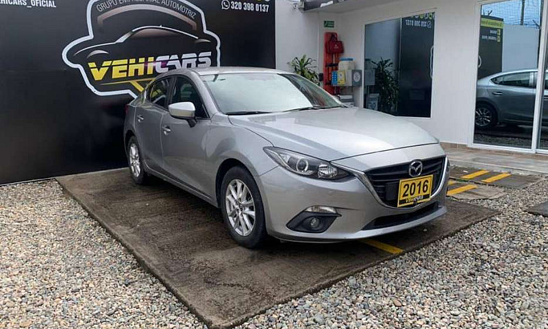 Mazda 3 Touring Auto...