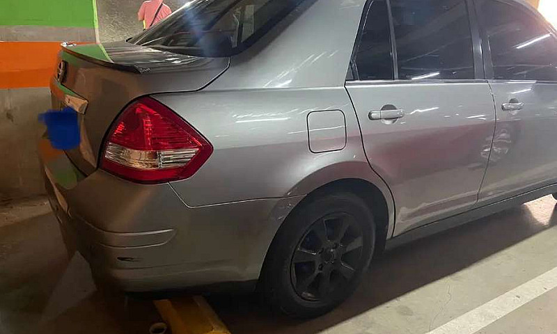 Vendo Hermoso Nissan...