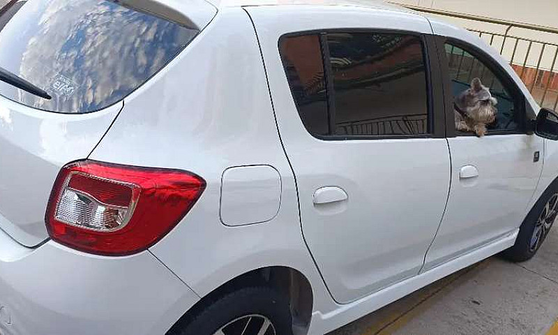Renault Sandero...