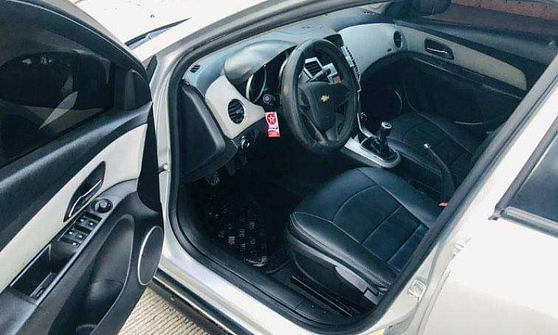 Chevrolet Cruze 2012...