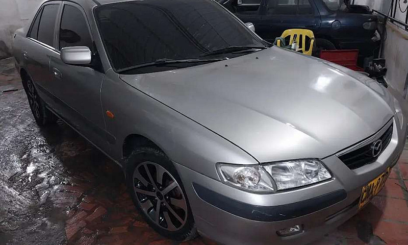 Mazda Milenio 2004 M...
