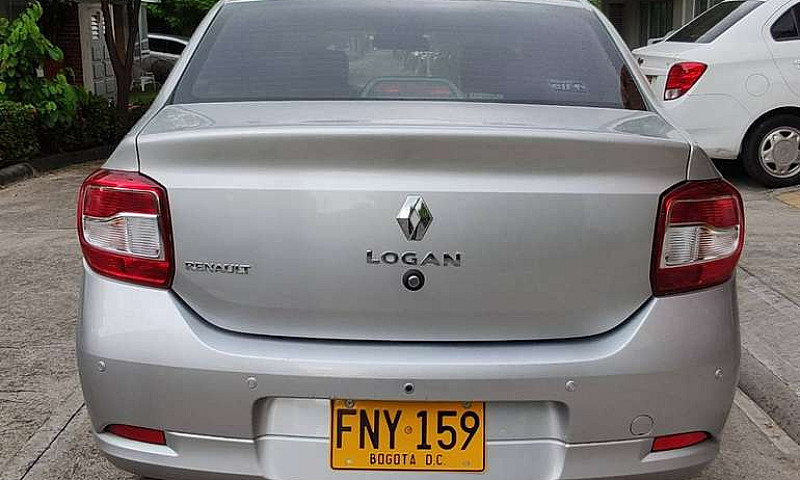 Vendo Renault Logan ...