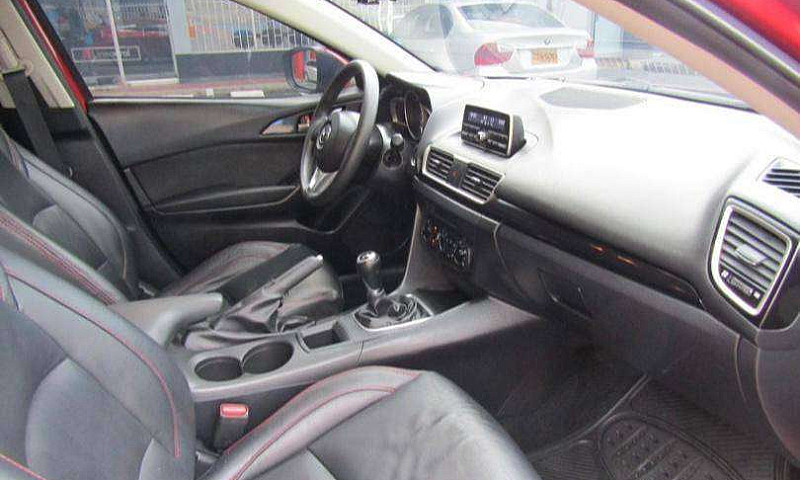 Mazda 3 -  Mod 2017...