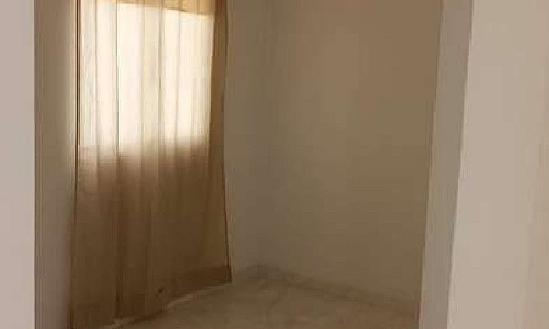 Arriendo Apt Solares...