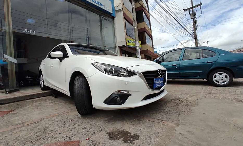 Mazda 3 Touring...