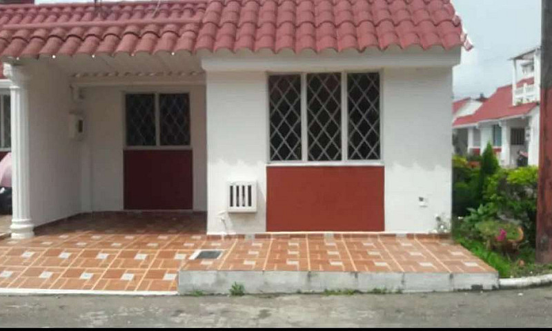 Casa En Conjunto Cas...