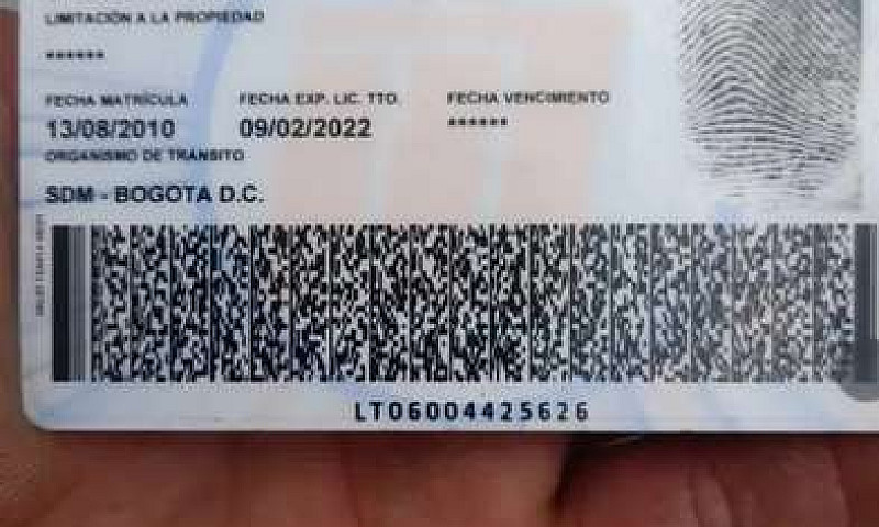 Vendo Camioneta Mazd...