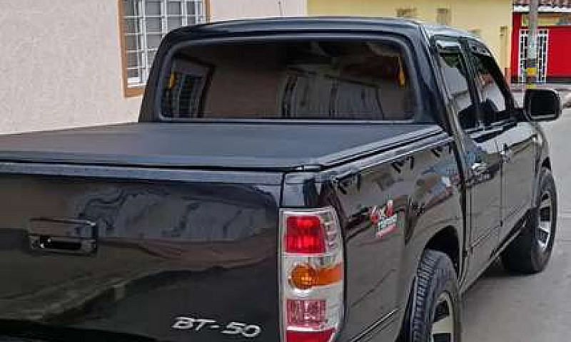 Se Vende Mazda Bt50 ...