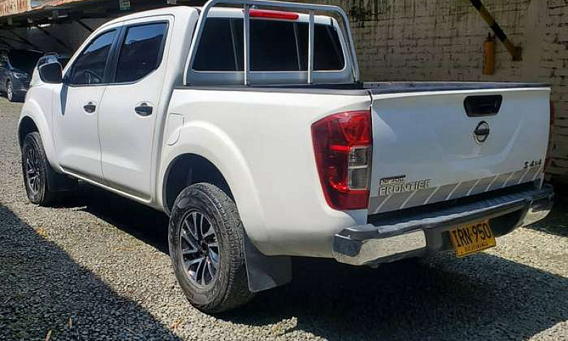 Nissan Np300 Frontie...