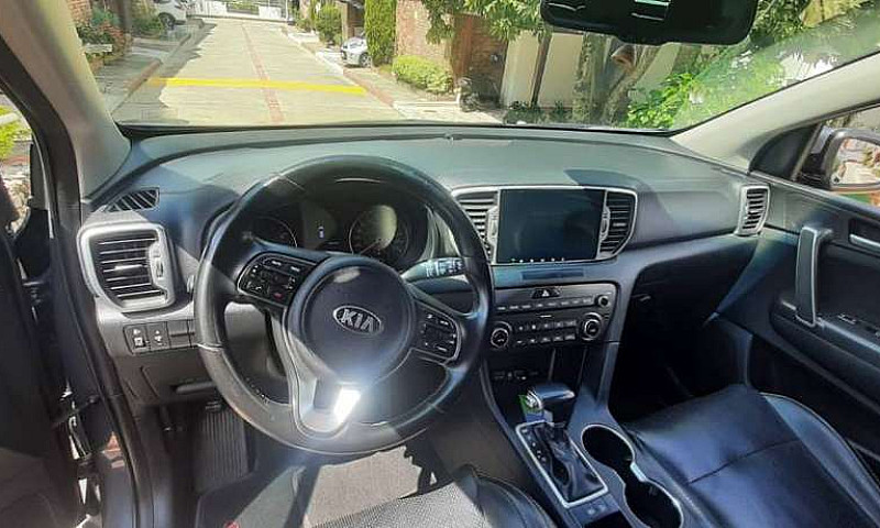 Kia Sportage Automat...