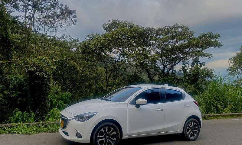 Mazda 2 Hb Grand Tou...