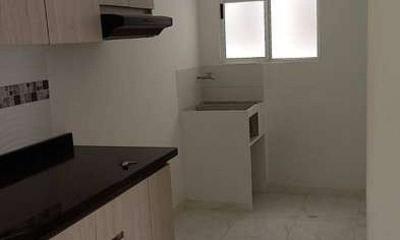 Arriendo Apt Solares...