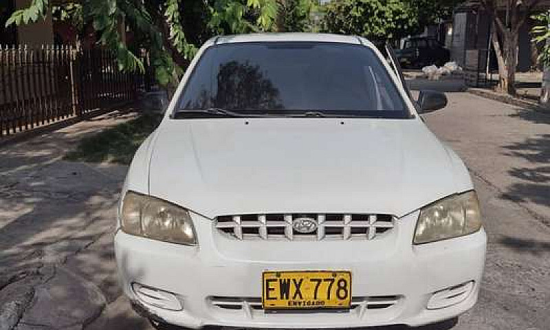 Vendo Hyundai Accent...