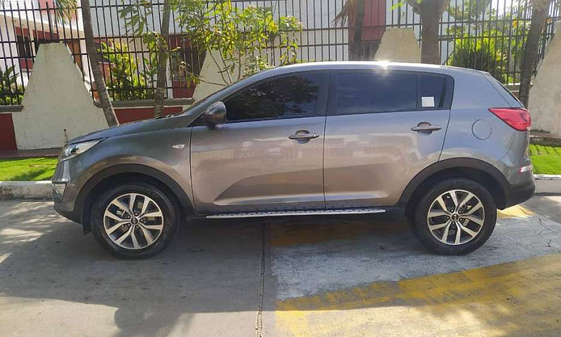 Vendo Kia Sportage R...