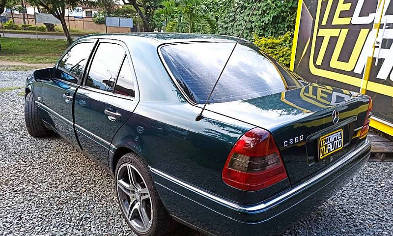 Mercedez Benz 280C 1...