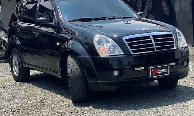 Ssangyong Rexton 200...