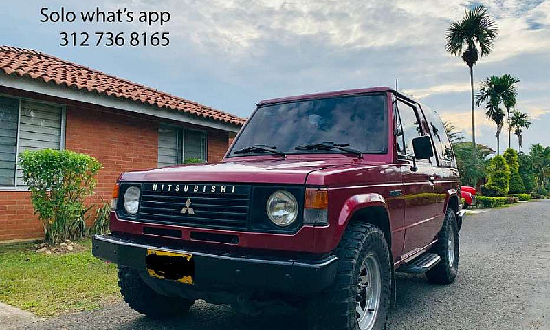 Montero Mitsubishi E...