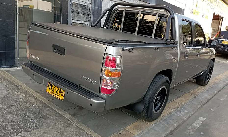 Mazda Bt-50 Modelo 2...