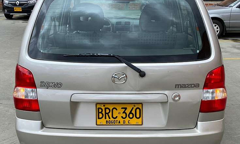 Mazda Demio 1.3 Full...