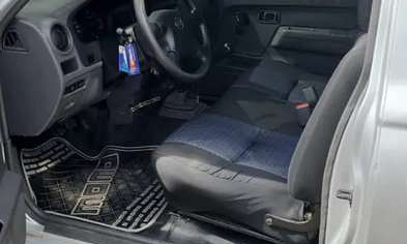 Vendo Nissan Frontie...