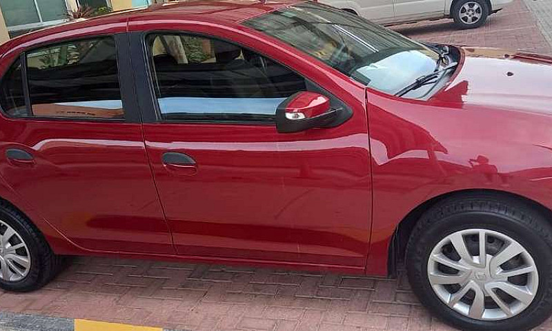 Vendo Renault Logan...