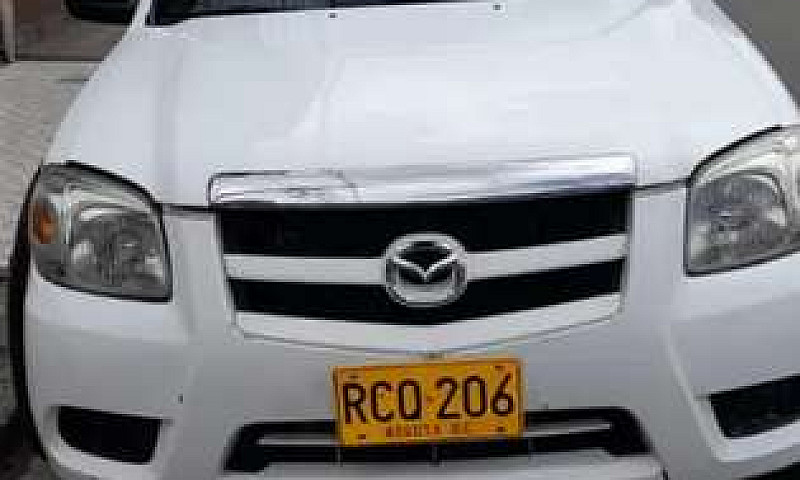 Vendo Camioneta Mazd...