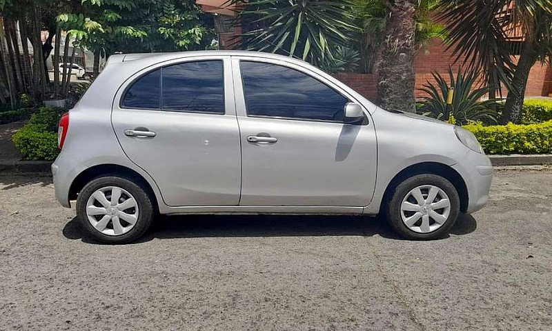 Nissan March 2014 - ...