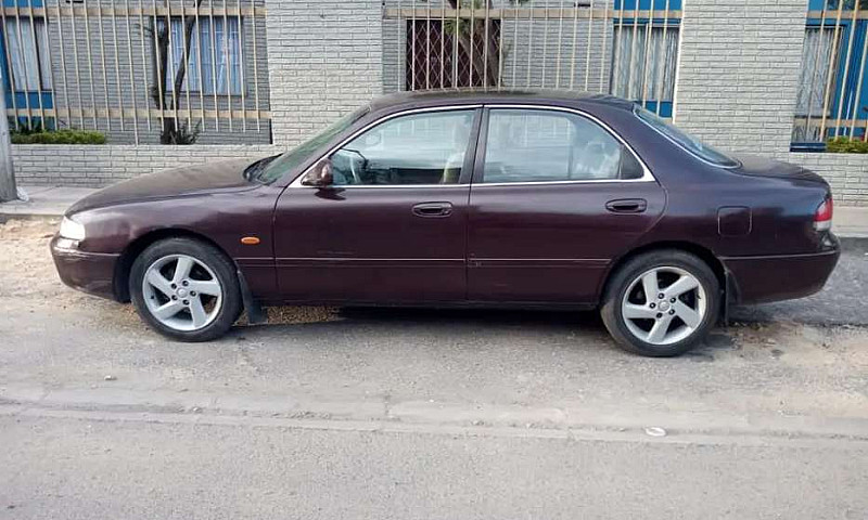 Excelente Mazda...
