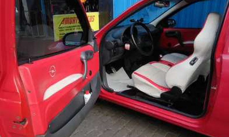 Chevrolet Corsa 1.3...