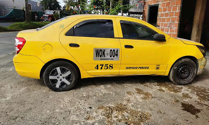 Vendo Taxi Con Cupo ...