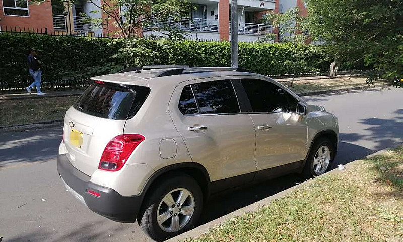 Vendo Chevrolet Trac...