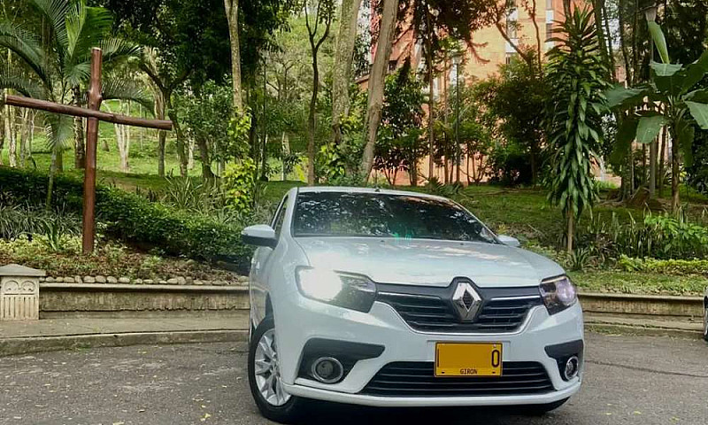 Sandero Life Más + N...