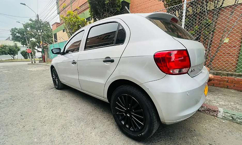 Volkswagen Gol 2015...