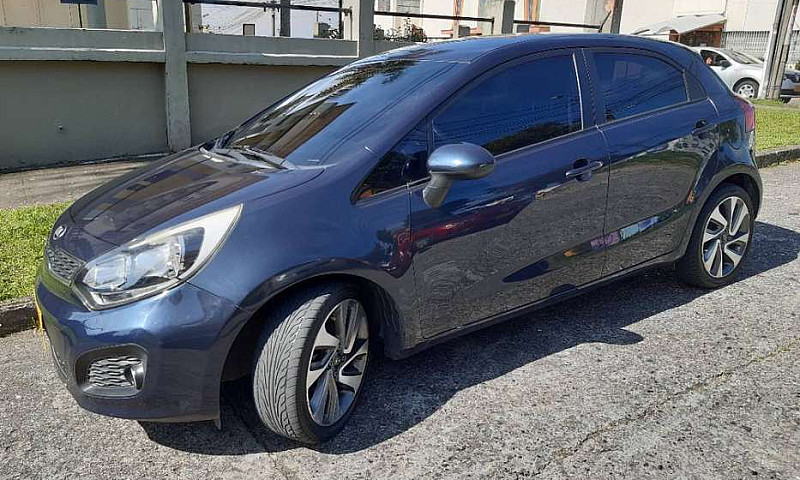 Kia Rio Spice 2015...