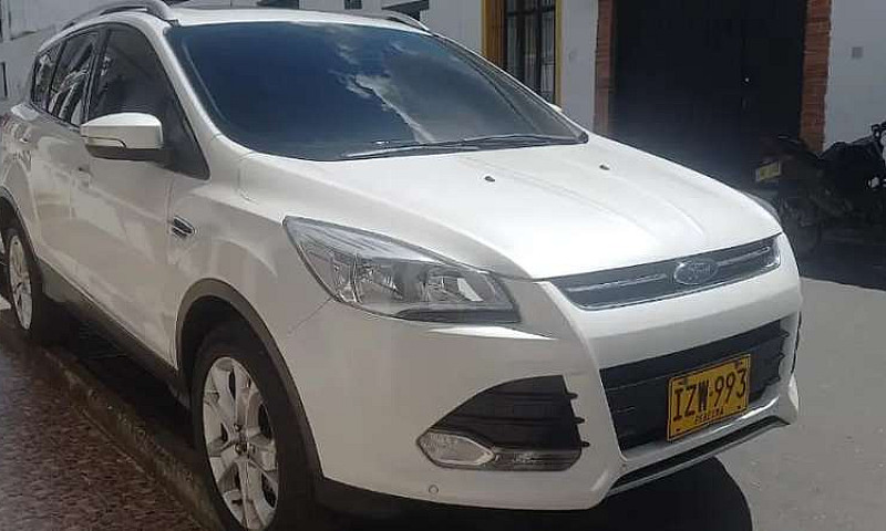 Vendo Ford Escape Ti...