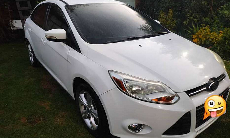 Se Vende  Ford Focus...