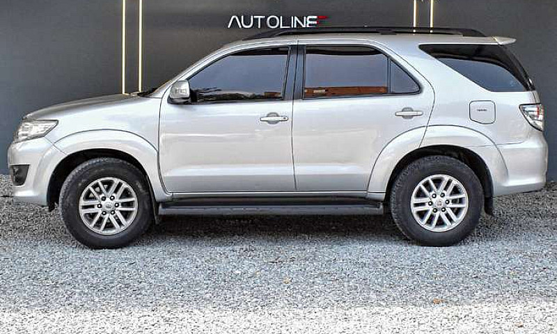 Toyota Fortuner Sr5 ...