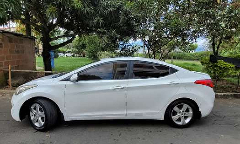 Elantra 1800 Modelo ...
